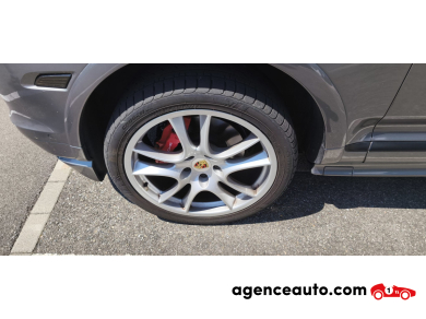 Porsche Cayenne — 25