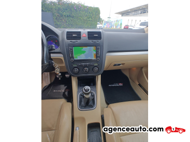 Volkswagen Golf — 24