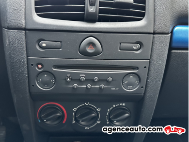 Renault Clio — 30