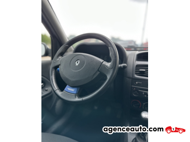 Renault Clio — 32