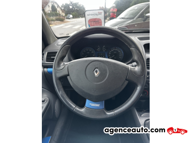 Renault Clio — 25