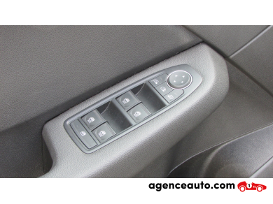 Renault Clio — 18