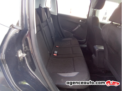Peugeot 2008 — 16