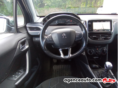 Peugeot 2008 — 23