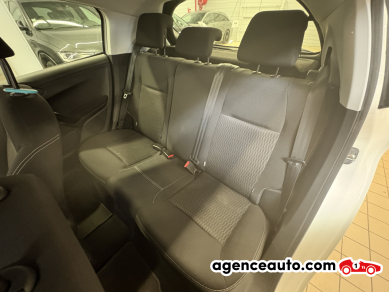 Peugeot 208 — 24