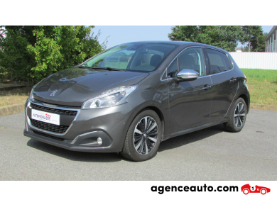 Peugeot 208 — 3