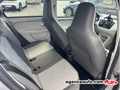 Volkswagen UP — 13