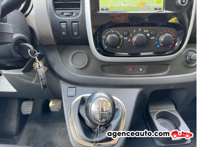 Renault Trafic Combi — 23