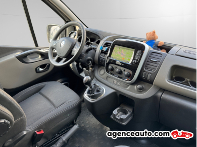 Renault Trafic Combi — 26