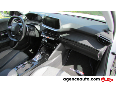 Peugeot 2008 — 11