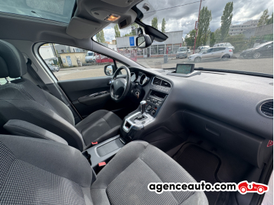 Peugeot 5008 — 9