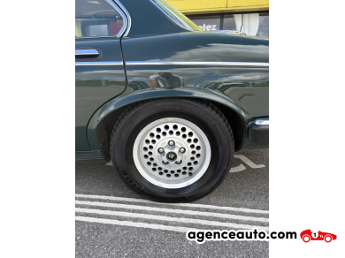 Jaguar Daimler — 28