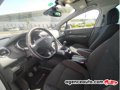 Peugeot 5008 — 9