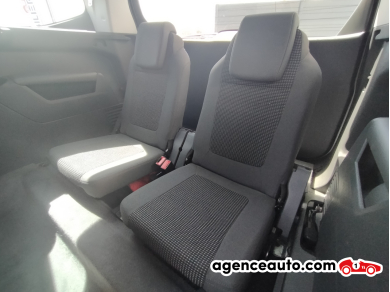 Peugeot 5008 — 31