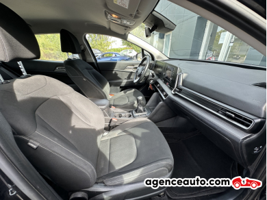 Kia Sportage — 16