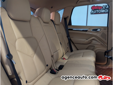 Porsche Cayenne — 12