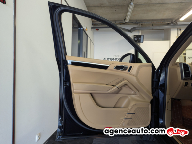 Porsche Cayenne — 21