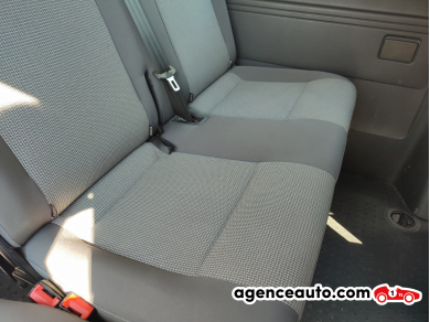 Volkswagen Caravelle — 15