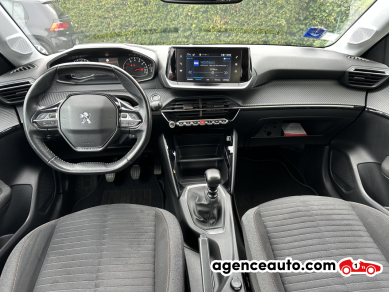 Peugeot 208 — 17