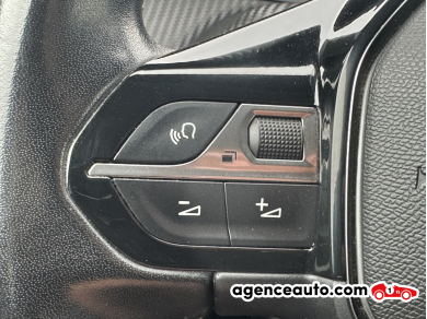 Peugeot 208 — 23