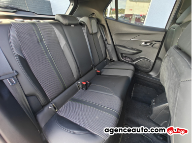Peugeot 2008 — 12