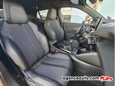 Peugeot 2008 — 14