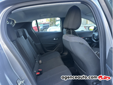 Peugeot 208 — 11