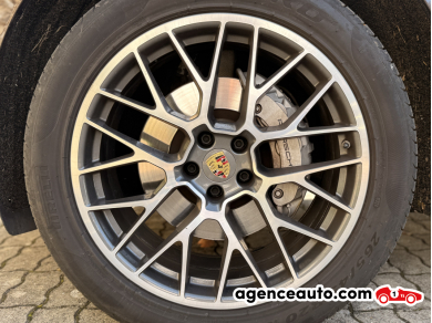 Porsche Macan — 21