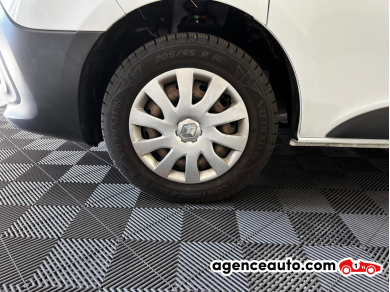 Renault Trafic — 30