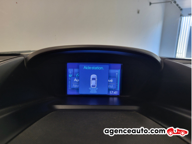 Ford Kuga — 18