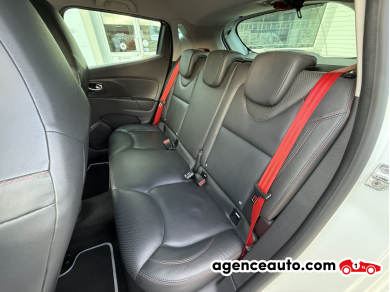Renault Clio — 17
