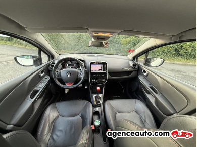 Renault Clio — 18