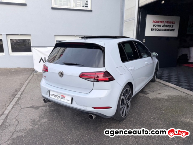 Volkswagen Golf — 2