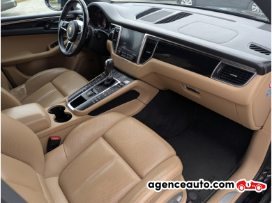 Porsche Macan — 12