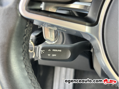 Porsche Macan — 24