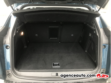 Peugeot 3008 HYbrid4 — 28