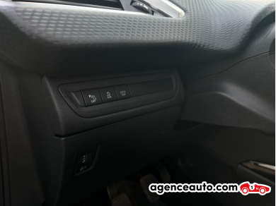 Peugeot 2008 — 20
