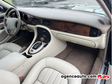 Jaguar XJ — 18