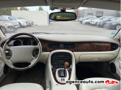 Jaguar XJ — 21