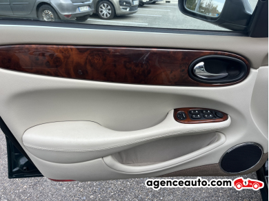 Jaguar XJ — 9