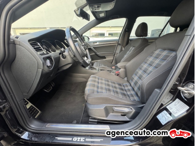 Volkswagen Golf — 5