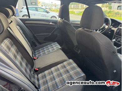 Volkswagen Golf — 14