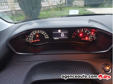 Peugeot 208 — 15