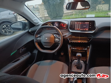 Peugeot 208 — 9