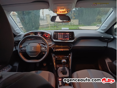Peugeot 208 — 21
