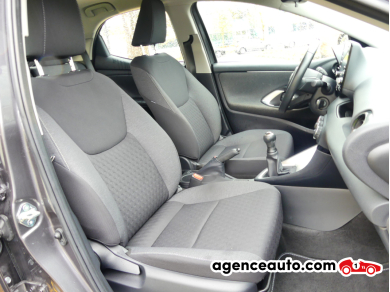 Toyota Yaris — 19