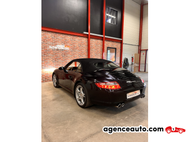 Porsche 911 Cabriolet — 9