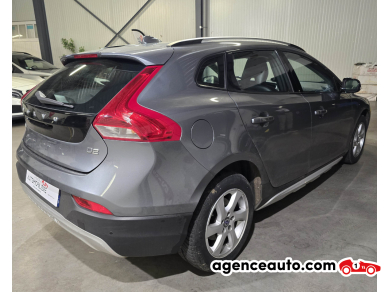 Volvo V40 — 3