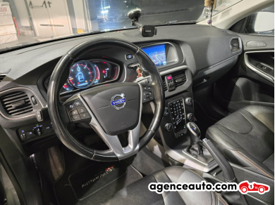 Volvo V40 — 15
