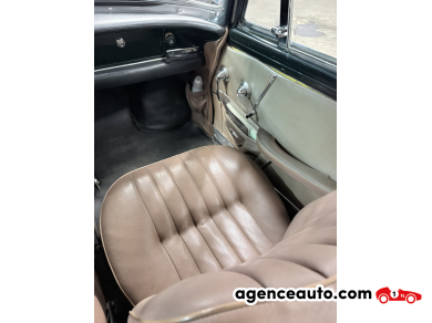 Renault Caravelle — 16